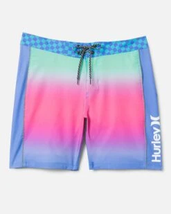 Essential One And Only Gradient Boardshort 18"